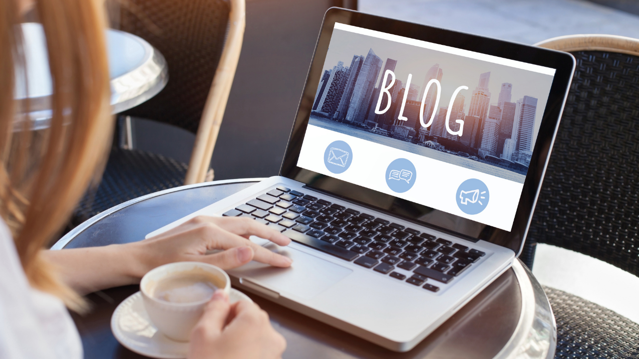 Czy warto prowadzić blog w sklepie internetowym?